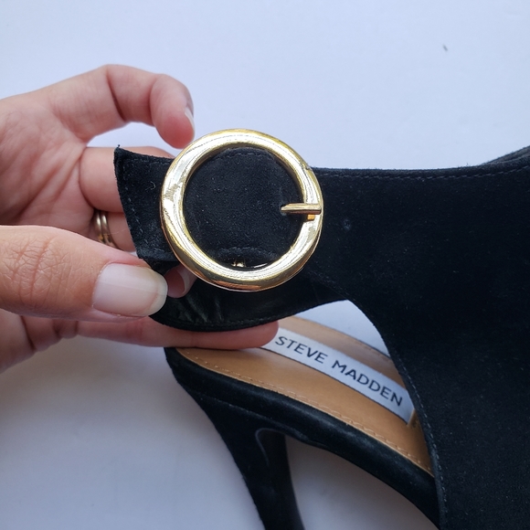 Steve Madden "Pointer" black suede heeled bootie - Picture 8 of 11